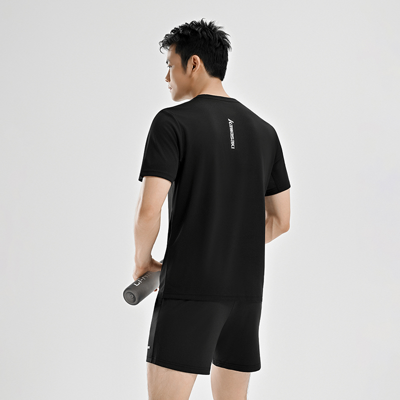 Kawasaki 男性カップルバドミントンセット半袖ショーツ - Badminton Aesthetic のレビューと価格