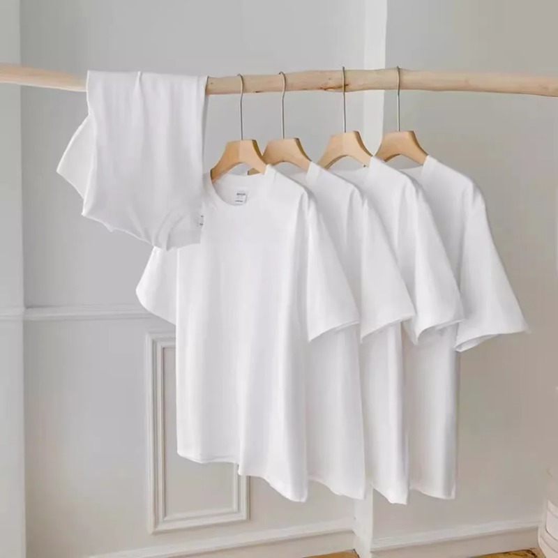 メンズクルーネックTシャツミニマルチェストバドミントンラケッ - Badminton Aesthetic のレビューと価格